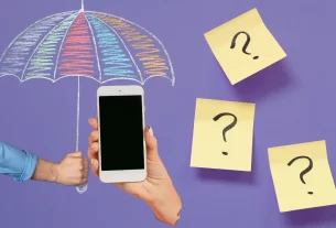 Seguro celular Nubank em destaque: proteção ou cilada? Ilustração com guarda-chuva e dúvidas sobre o serviço