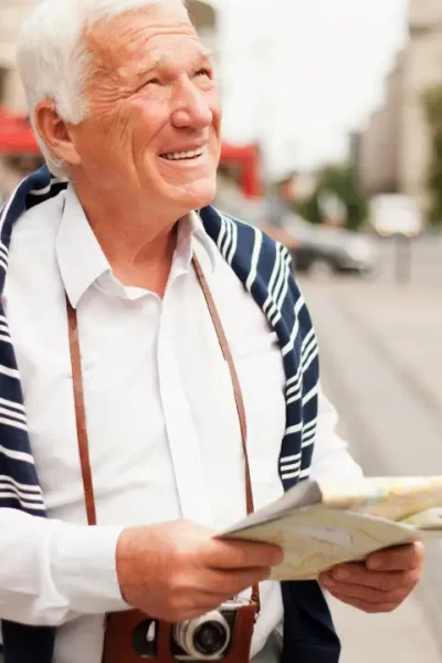 Seguro viagem para idosos acima de 80 anos garantindo segurança e tranquilidade durante viagens internacionais