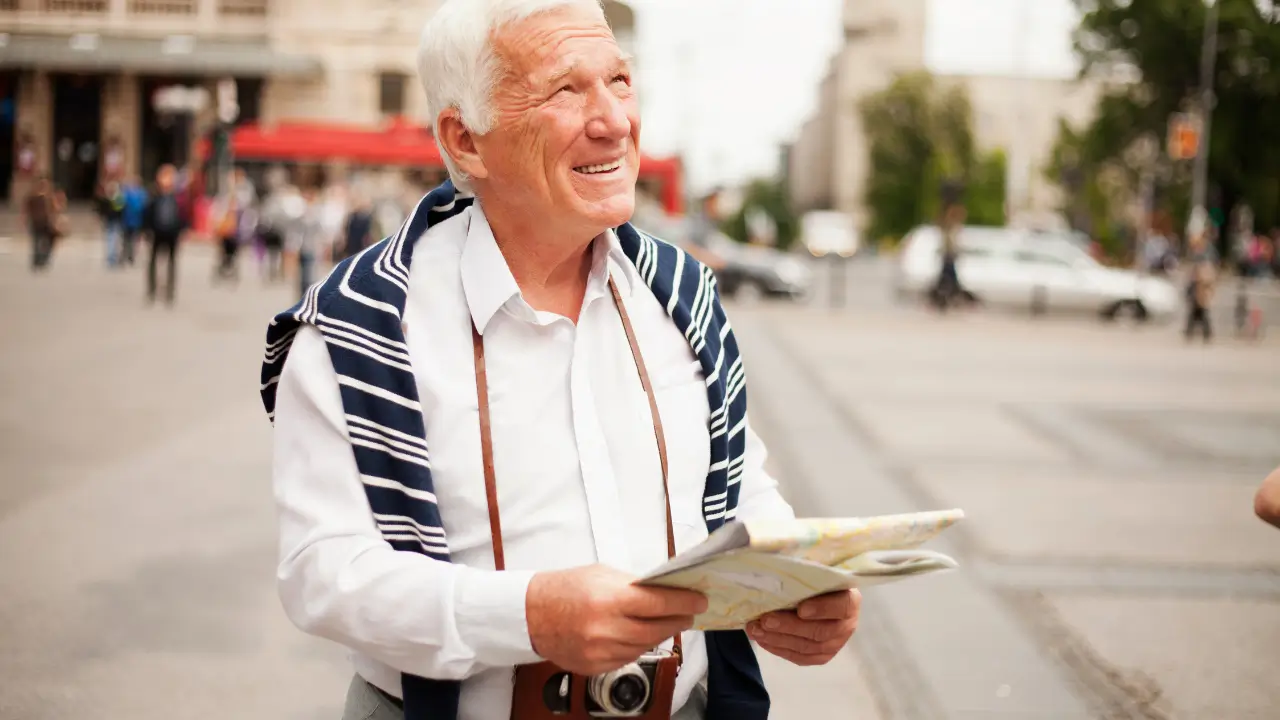 Seguro viagem para idosos acima de 80 anos garantindo segurança e tranquilidade durante viagens internacionais