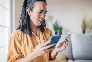 Alerta de segurança no celular para evitar golpe do PIX.